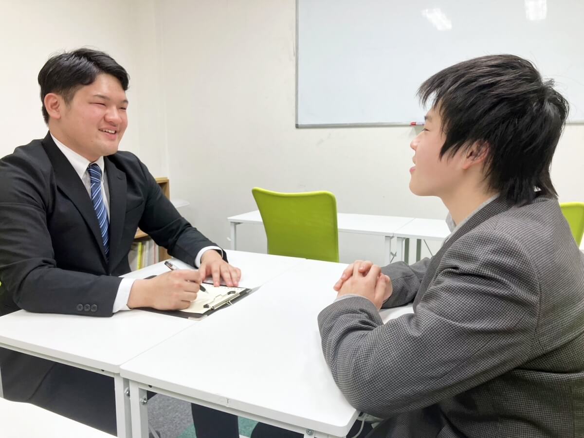 生徒と先生の面談